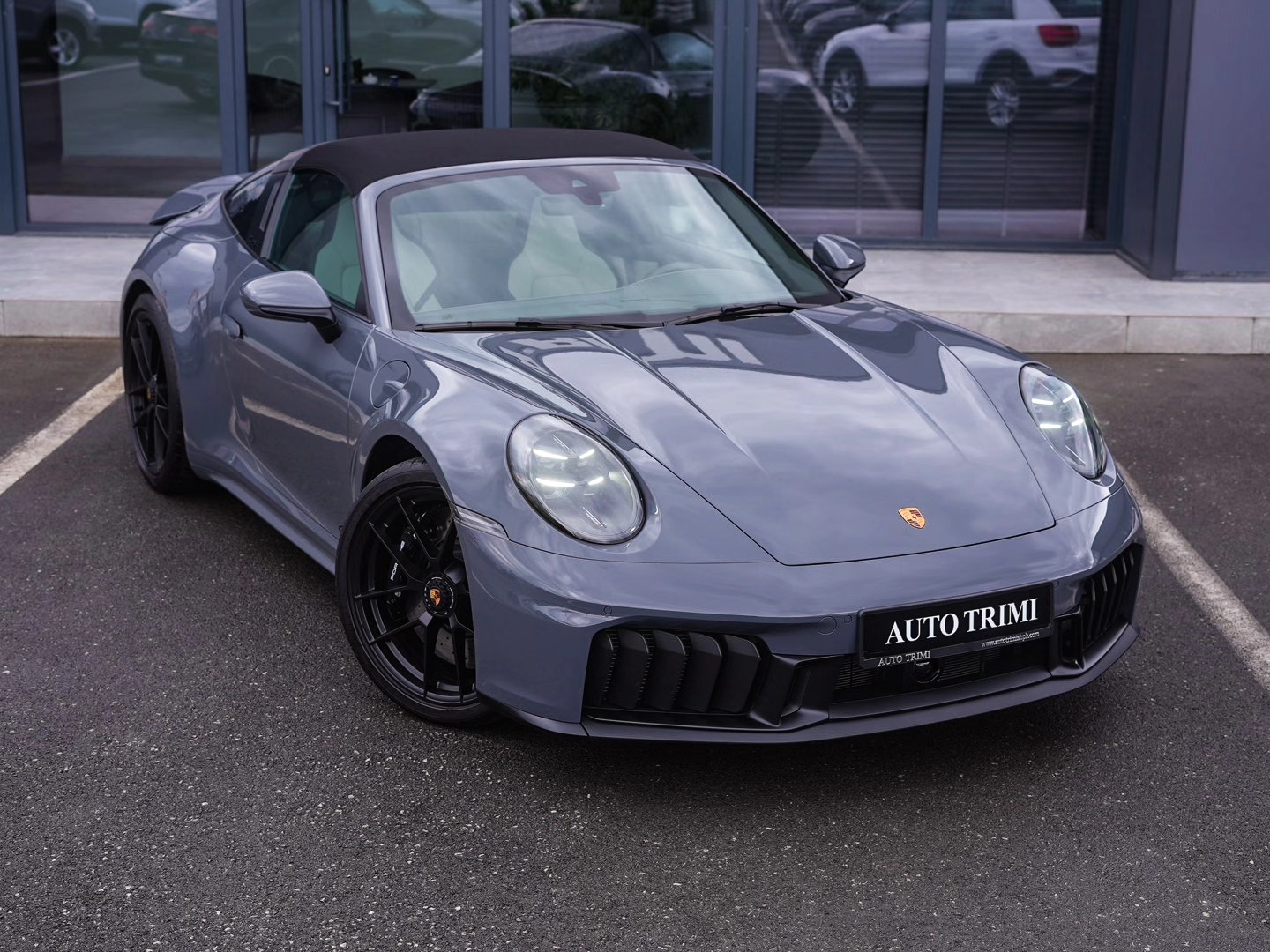 𝗧𝗵𝗲 𝗡𝗲𝘄 – PORSCHE 911 TARGA 4 GTS